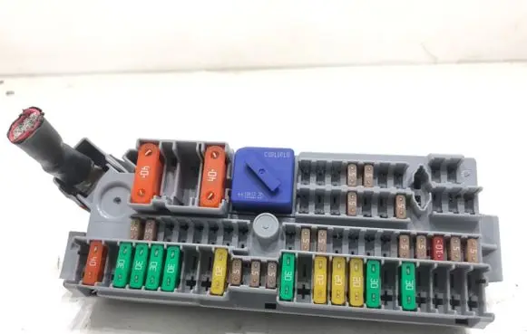 Fuse box set