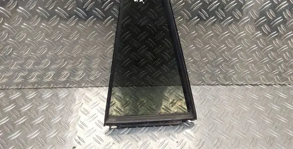 Toyota Verso Rear vent window glass 