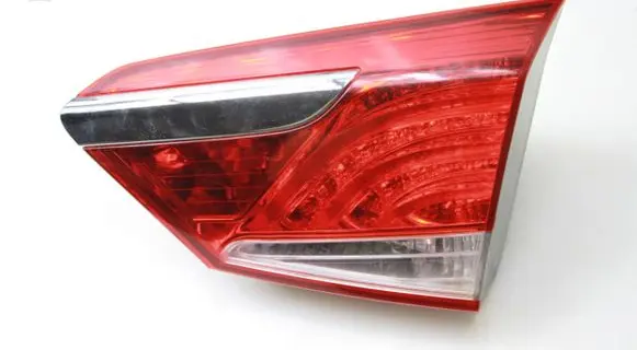 Hyundai i40 Tailgate rear/tail lights 924043Z000