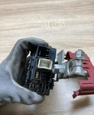 Toyota Prius (XW20) Battery relay fuse 1798GA1