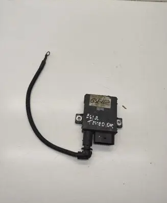 BMW 5 E60 E61 Glow plug pre-heat relay 75614330