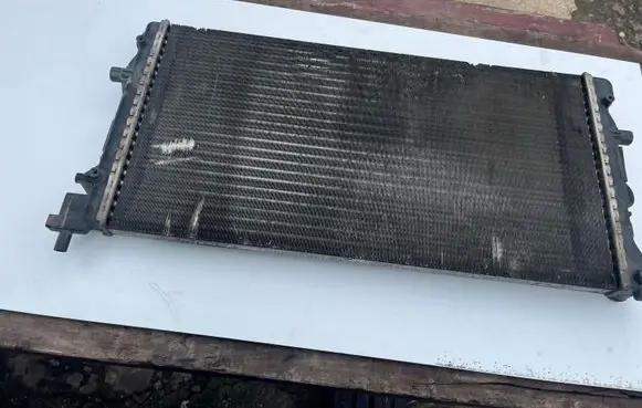 Audi A1 Coolant radiator 6R0121253Q R3570001 0865376
