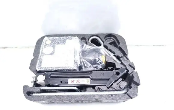 Mini One - Cooper R57 Lift Jack 6795816 13437010 679581602