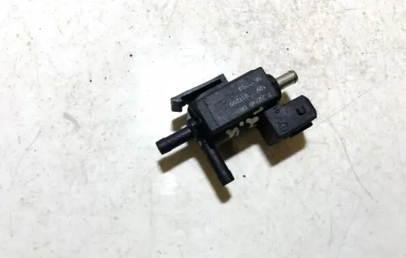 Volvo S60 Turbo solenoid valve 8627299 72224006