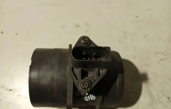 Skoda Octavia Mk2 (1Z) Mass air flow meter 074906461B 0281002461