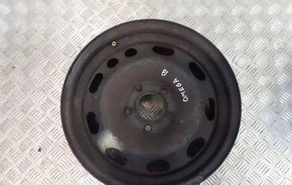 Opel Omega B2 R15 steel rim 