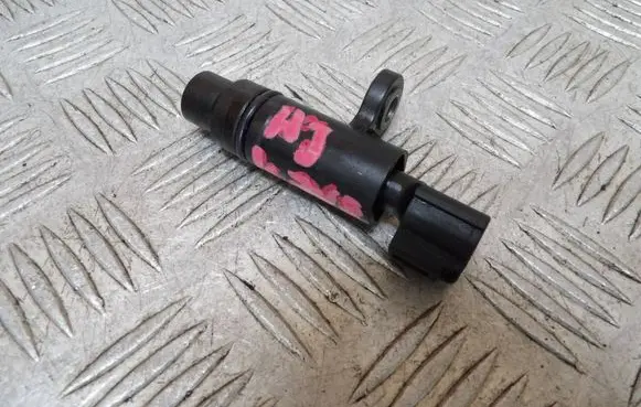 Jeep Grand Cherokee (WJ) Camshaft position sensor 