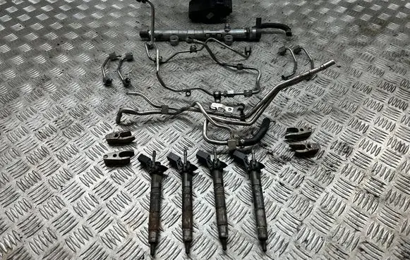 Fuel injectors set