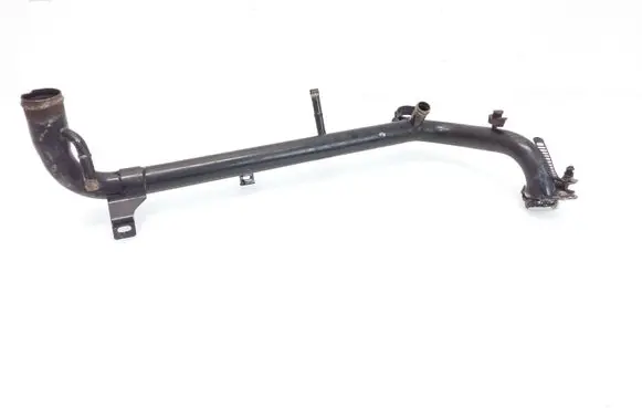 Volkswagen PASSAT B5 Engine coolant pipe/hose