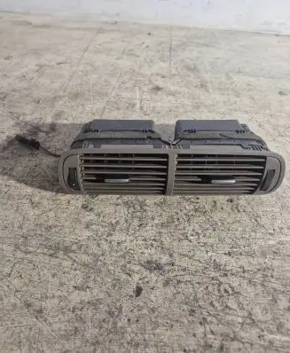 Dash center air vent grill