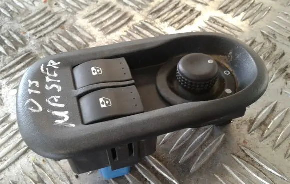 Renault Master III Electric window control switch 8200637849