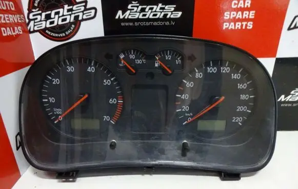 Volkswagen Golf IV Speedometer (instrument cluster) 1J0919861