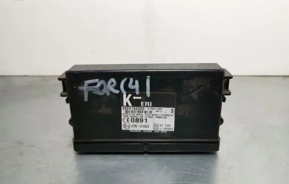 Subaru Forester SH BSM Control unit 88281SC300 X1T22174M1
