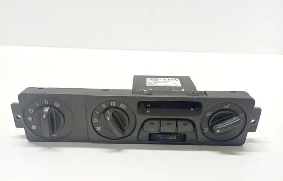KIA Carnival Climate control unit 0K57A61190