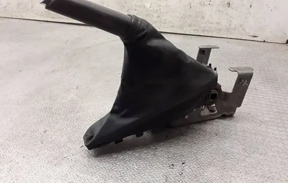 Opel Insignia A Handbrake/parking brake lever assembly 13268791