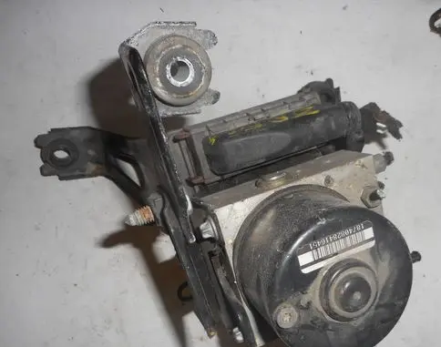 Opel Zafira B ABS Pump 13235025