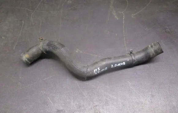 Mazda 5 Engine coolant pipe/hose