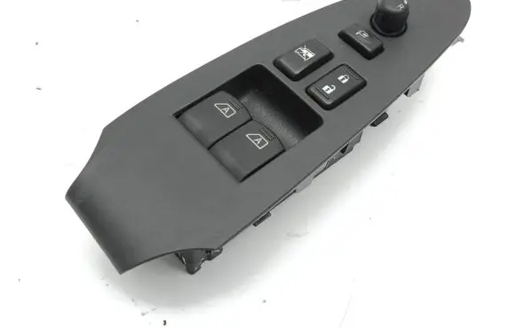 Nissan 370Z Electric window control switch 254011ER0A 0260
