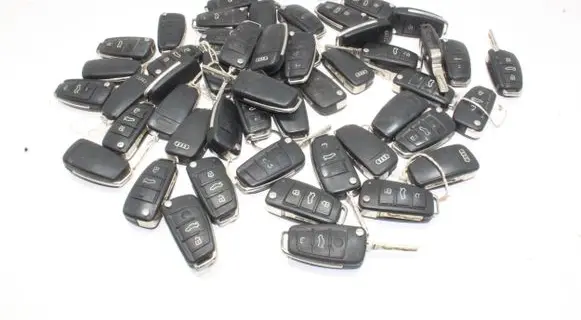 Audi A3 S3 8V Ignition key/card 8V0837220 8P0837220
