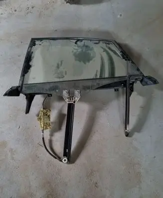 Audi A6 S6 C6 4F Front door window regulator with motor 4F0839461