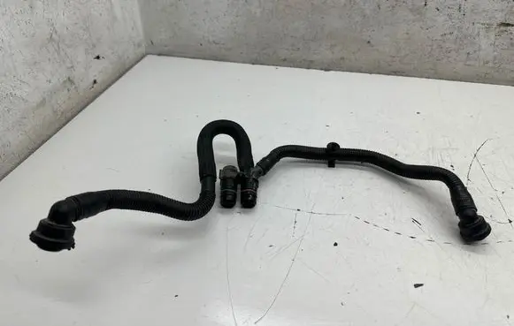 Audi A7 S7 4G Breather/breather pipe/hose 06E103