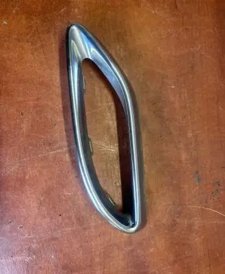 Mercedes-Benz ML W166 Muffler trim A0008850174
