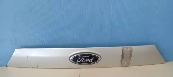 Ford Mondeo MK IV Tailgate trim BS71402B34