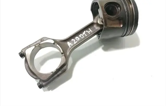 Opel Insignia A Piston with connecting rod 