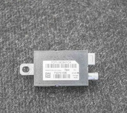 Ford Focus Aerial antenna amplifier