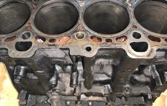 BMW 3 E46 Engine block 7783060 7786664
