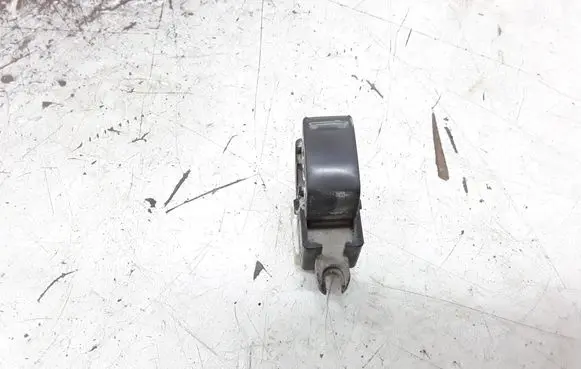 Nissan X-Trail T30 Electric window control switch