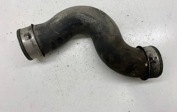 Volkswagen Golf V Intercooler hose/pipe 1K0145832C