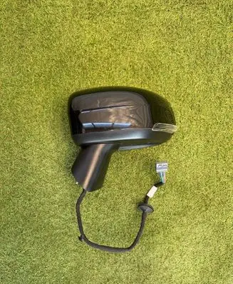 Volvo XC60 Front door electric wing mirror 