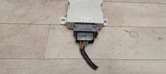 Toyota Avensis T250 Window wiper relay 8594005040