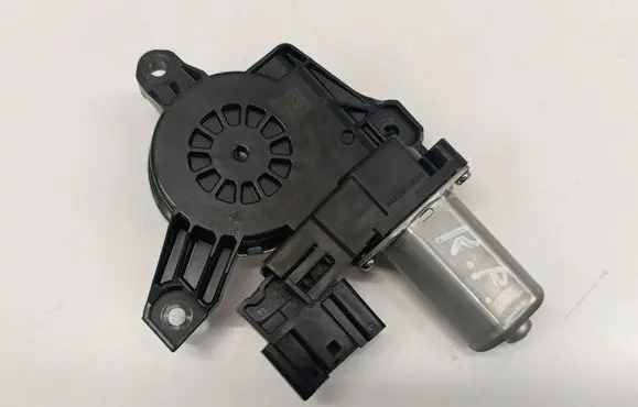 BMW iX1 Front door window regulator motor 5A75082