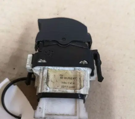 Renault Laguna II Electric window control switch 8200002451