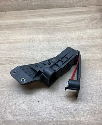 BMW 7 E65 E66 Hand brake control module 7508773