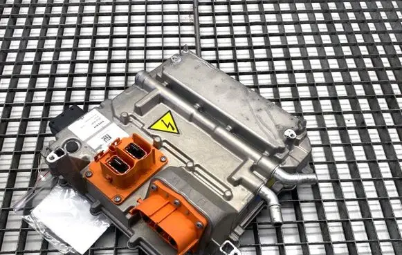 Volvo S90, V90 Other exterior part 32223646