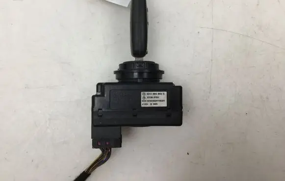 Volkswagen Touareg I Ignition lock 3DO905865C