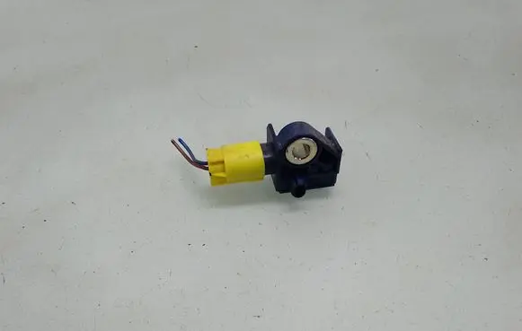 Mercedes-Benz E W212 Airbag deployment crash/impact sensor A2128204926