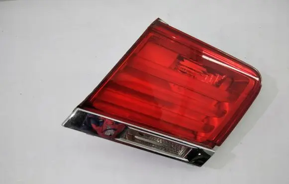 BMW 7 F01 F02 F03 F04 Tailgate rear/tail lights 7182206