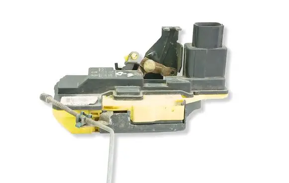 Volvo S60 Rear door lock 30663050