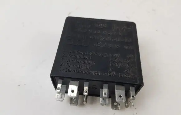 Audi A6 S6 C5 4B Other relay 4B0919471