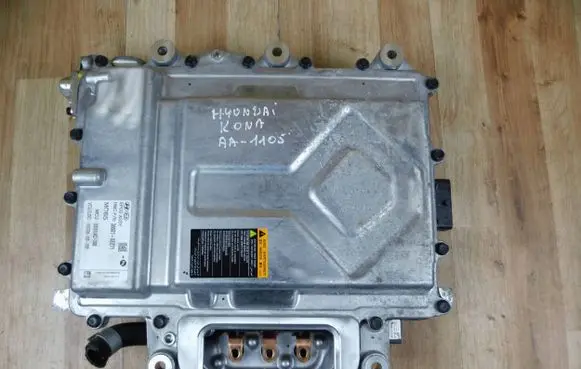 Hyundai Kona I Voltage converter inverter 366010E271