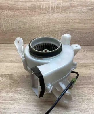Toyota Prius (NHW20) Heater fan/blower 8713047070 1172002913