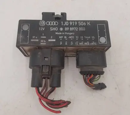Volkswagen Golf IV Coolant fan relay 1J0919506K 898972000