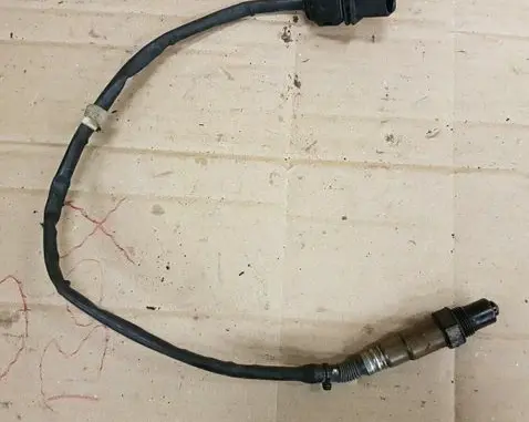 Volkswagen Transporter - Caravelle T5 Lambda probe sensor 03L906262S 0281004189