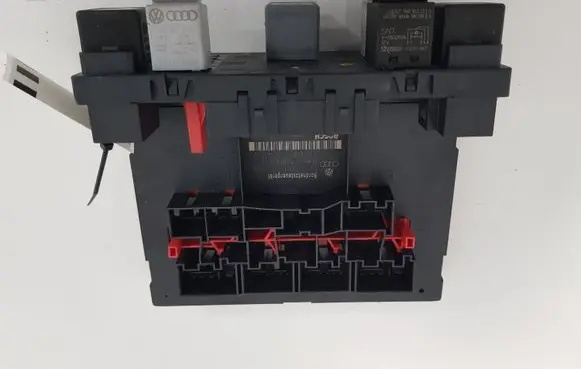 Volkswagen PASSAT B6 Comfort/convenience module 3C0937049J