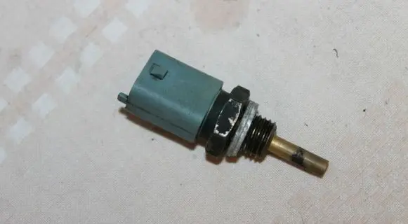 Saab 9-5 Coolant temperature sensor 0280130094