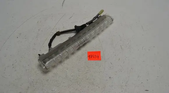 Subaru Legacy Third/center stoplight VC02012